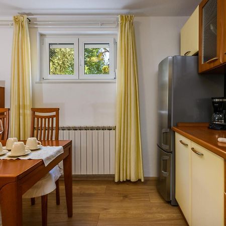 Krajcar Appartement Banjole Buitenkant foto