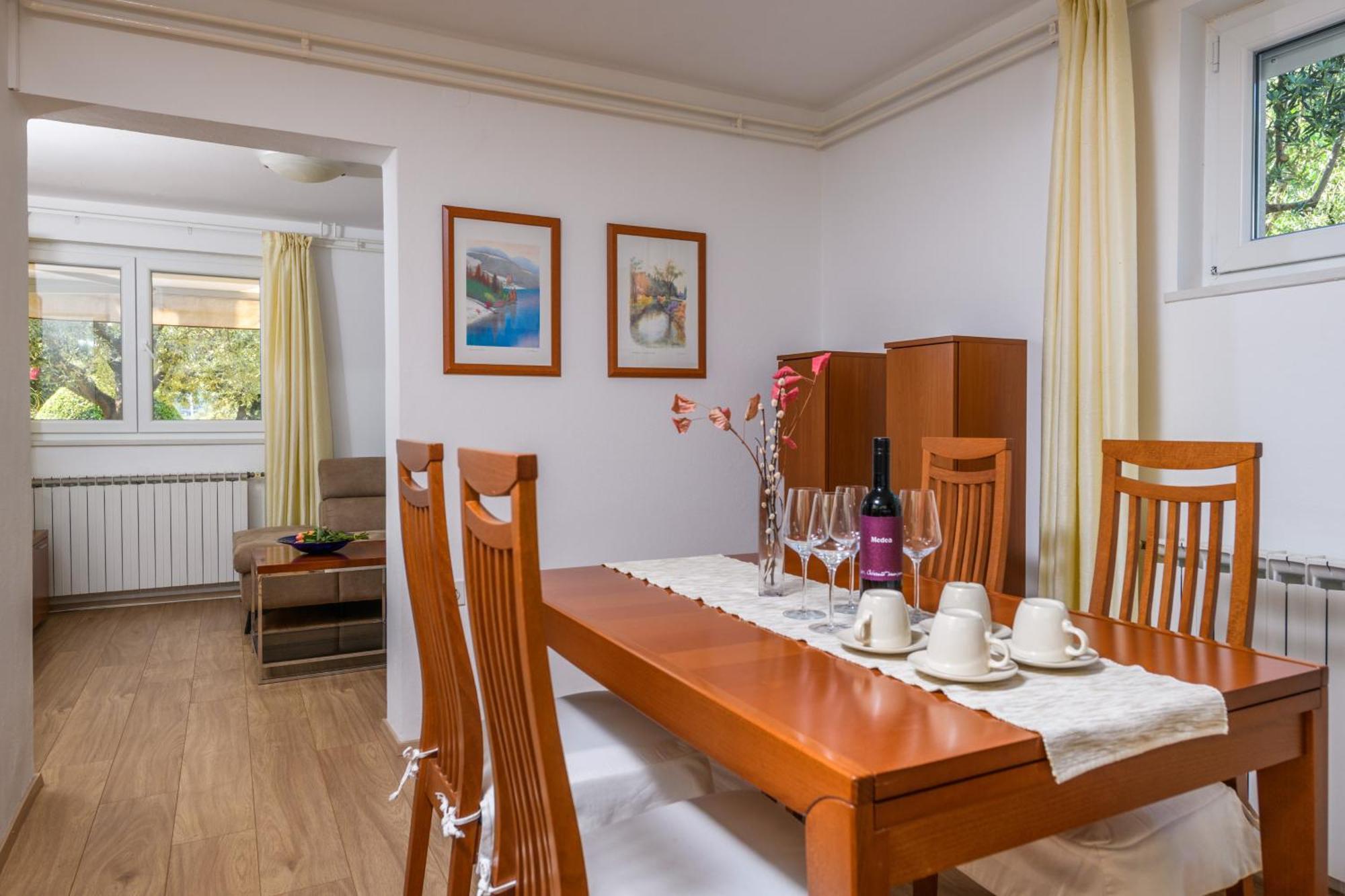 Krajcar Appartement Banjole Buitenkant foto
