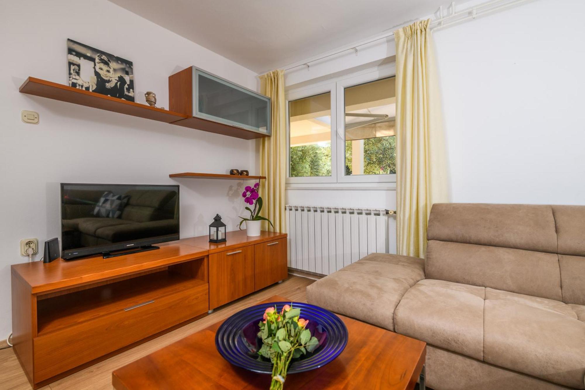 Krajcar Appartement Banjole Buitenkant foto