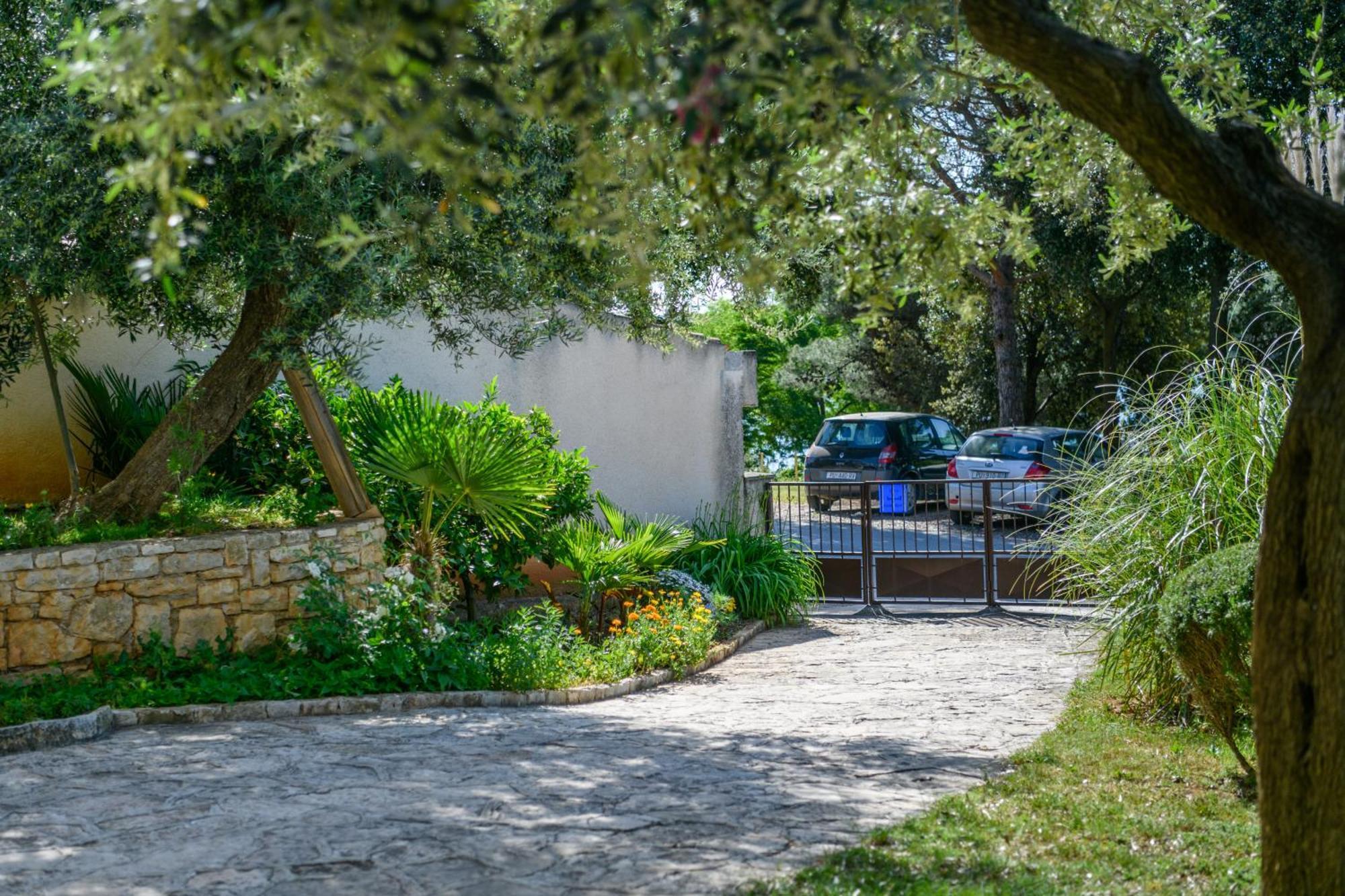 Krajcar Appartement Banjole Buitenkant foto
