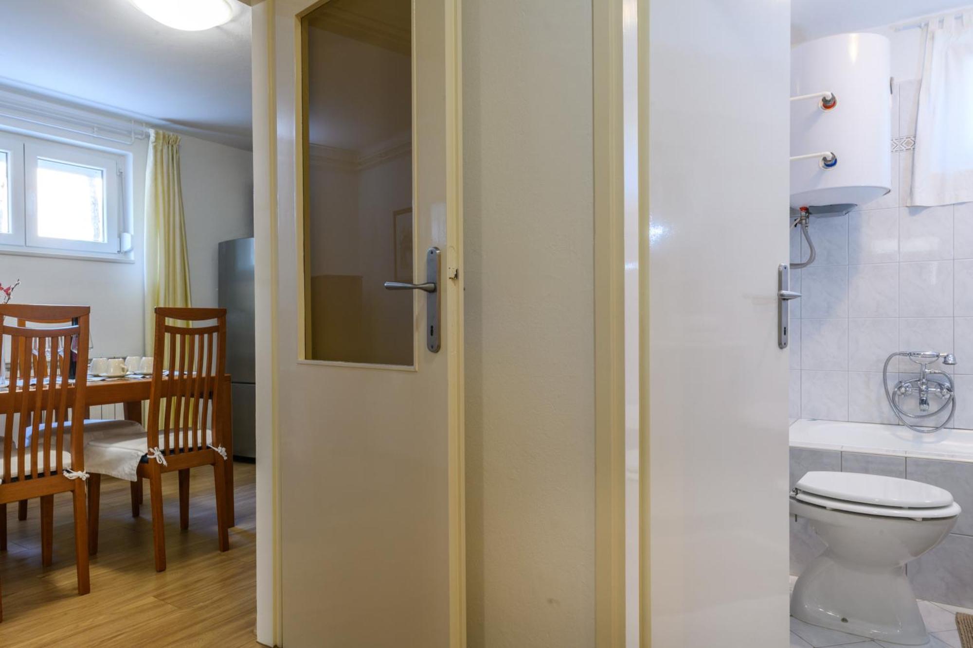 Krajcar Appartement Banjole Buitenkant foto